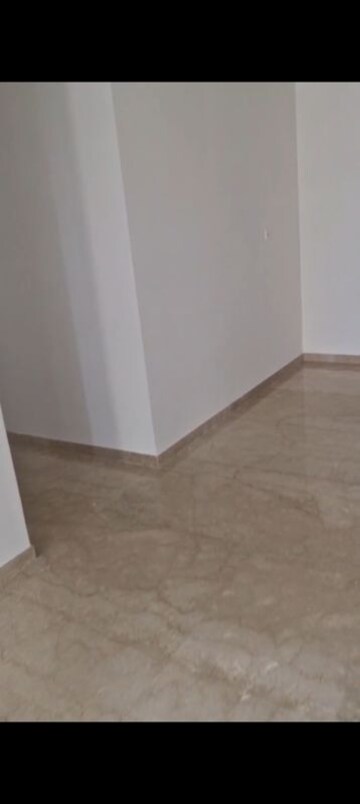 Room in 3 BHK Apartment at Lodha Allura, Worli – for Rent