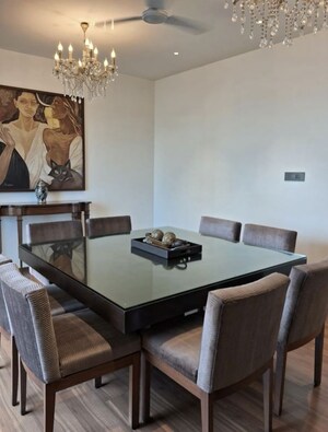Dining area in 4 BHK Apartment at Juhu – for Rent