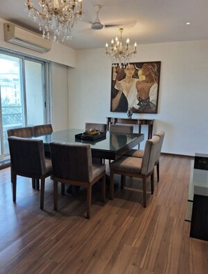 Dining area in 4 BHK Apartment at Juhu – for Rent