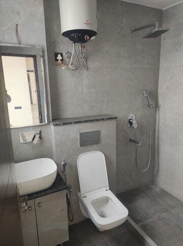 Bathroom in 3.5 BHK Apartment at Parsvnath Presidency, Sector 52 – for Rent