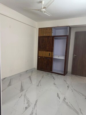 Room in 3.5 BHK Apartment at M3M Soulitude, Sector 89 – for Sale