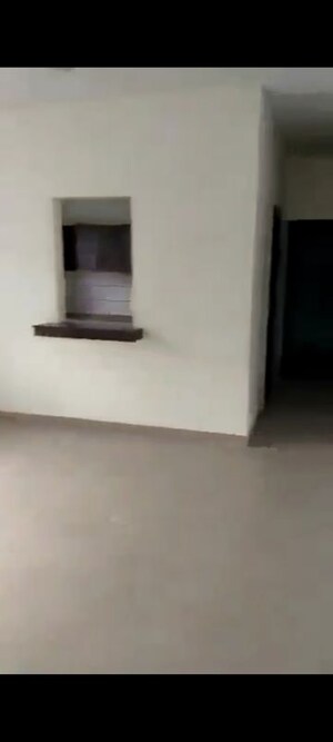 Room in 3 BHK Apartment at Omaxe Heights Gomti Nagar, Gomti Nagar – for Rent