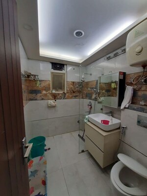 Team Area in 4 BHK Apartment at The Rama Apartment, Sector 43 – for Rent