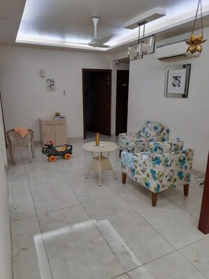 Team Area in 4 BHK Apartment at The Rama Apartment, Sector 43 – for Rent