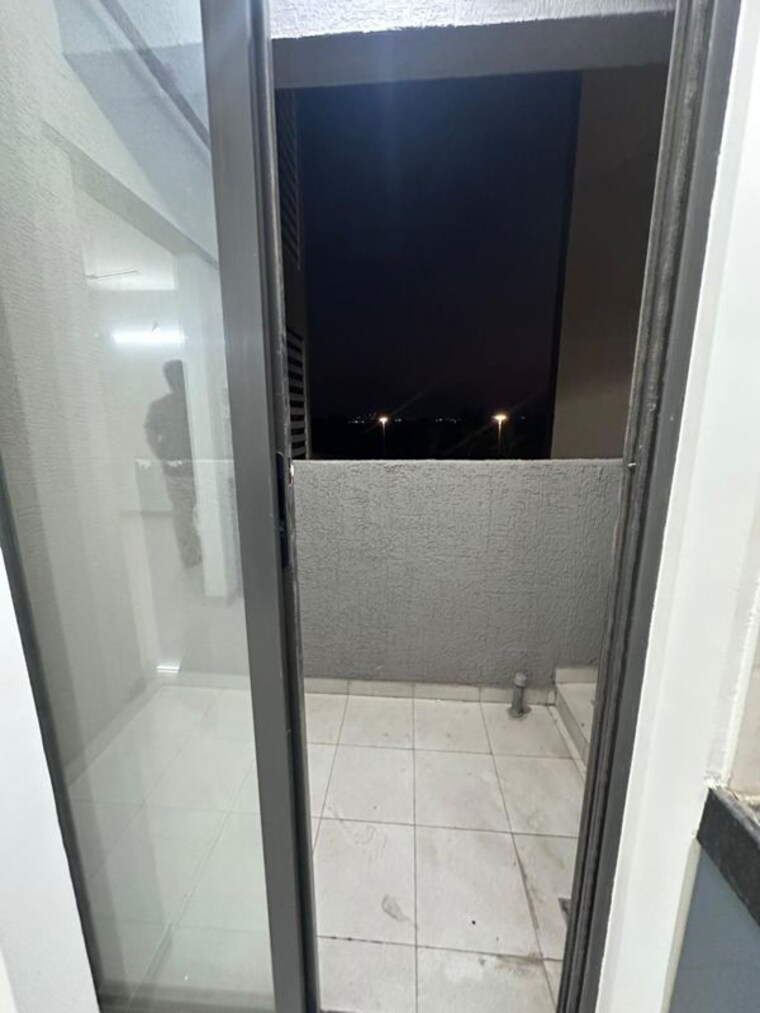 Bathroom, shapoorji-pallonji-sensorium 2 Bedroom 610 Sq.Ft. Apartment In Hinjewadi Pune 10132938