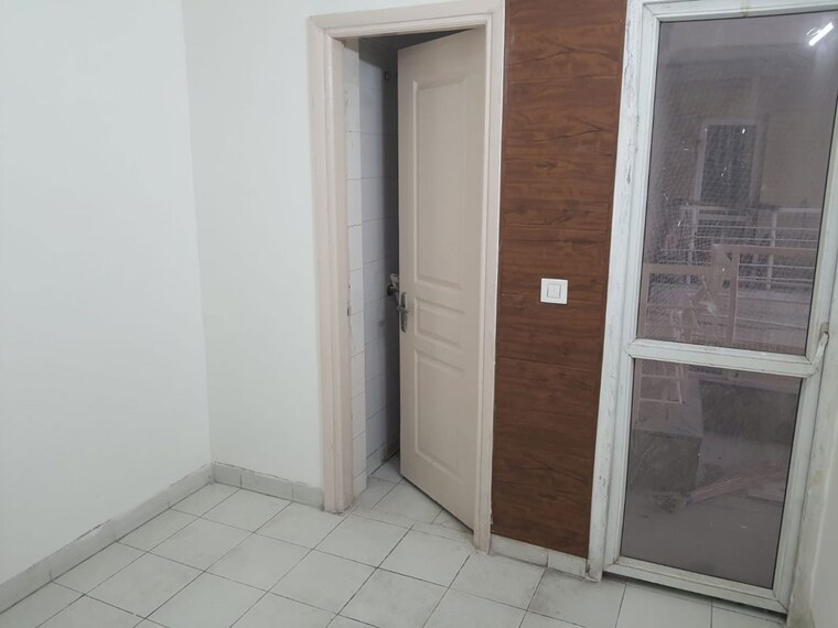 Room, bptp-the-resort 3.5 Bedroom 2040 Sq.Ft. Apartment In Sector 75 Faridabad 10132842