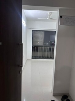 2 BHK Apartment For Rent in Shapoorji Pallonji Sensorium