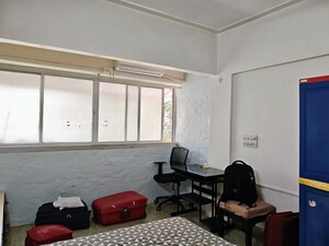 Living Room in 2 BHK Apartment at Mahim West – for Rent