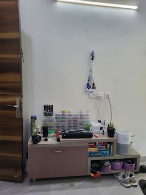 Furnished Amenities in 3 BHK Apartment at Golf Course Road – for Rent