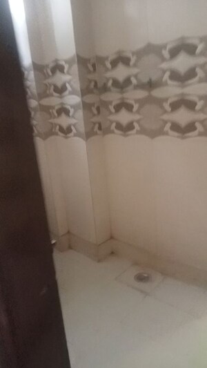 Room in 3 BHK Builder Floor at Mahavir Enclave 1 – for Sale