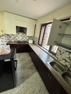 Kitchen in 2 BHK Builder Floor at Sector 52 – for Rent