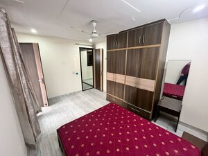 Bedroom in 2 BHK Builder Floor at Sector 52 – for Rent