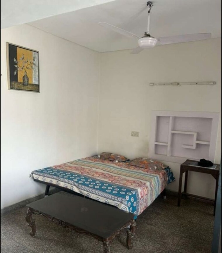 Bedroom, sector 38 2 Bedroom 800 Sq.Ft. Builder Floor In Sector 38 Chandigarh 10133858