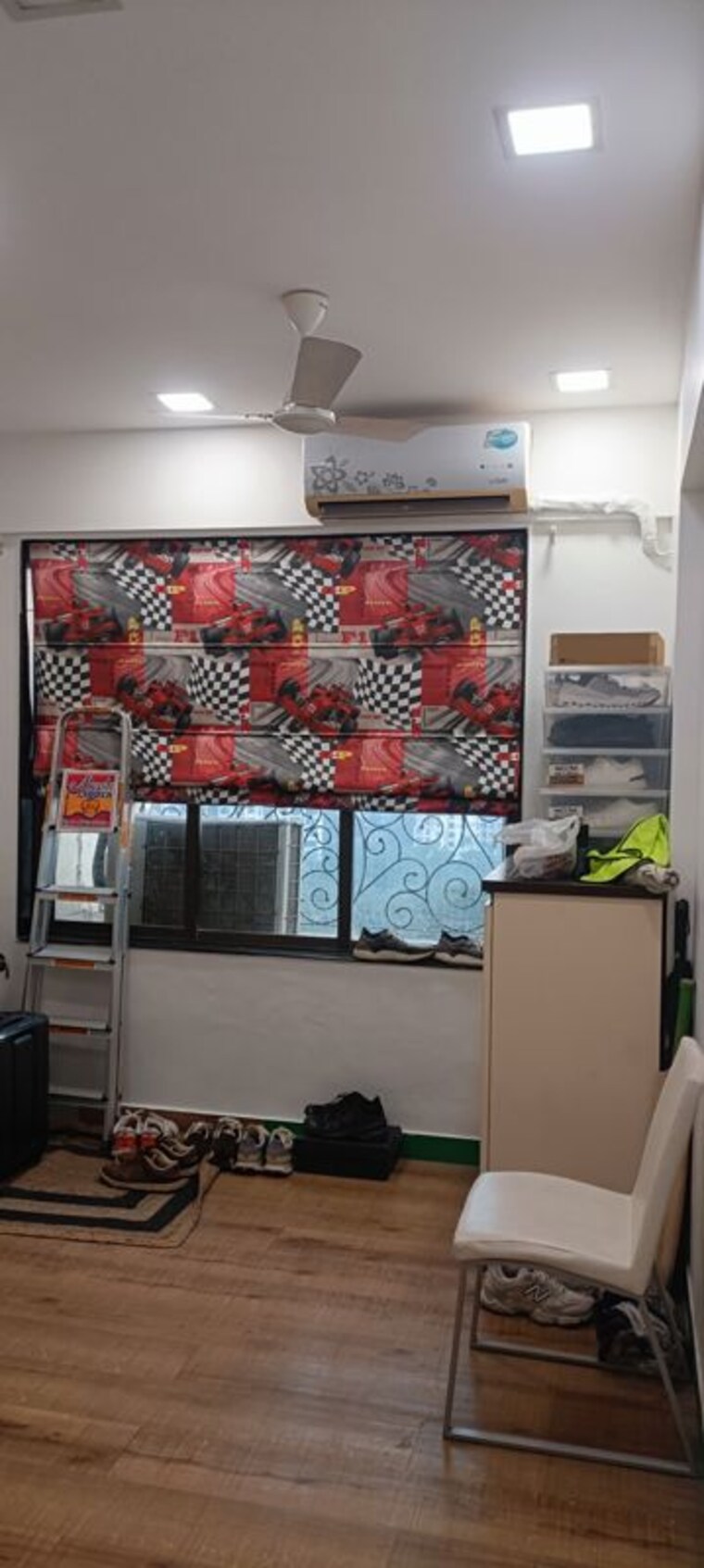 Bedroom, lake-pleasant 3 Bedroom 1500 Sq.Ft. Apartment In Powai Mumbai 10133903