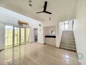 Room in 4 BHK Villa at Thoraipakkam – for Sale