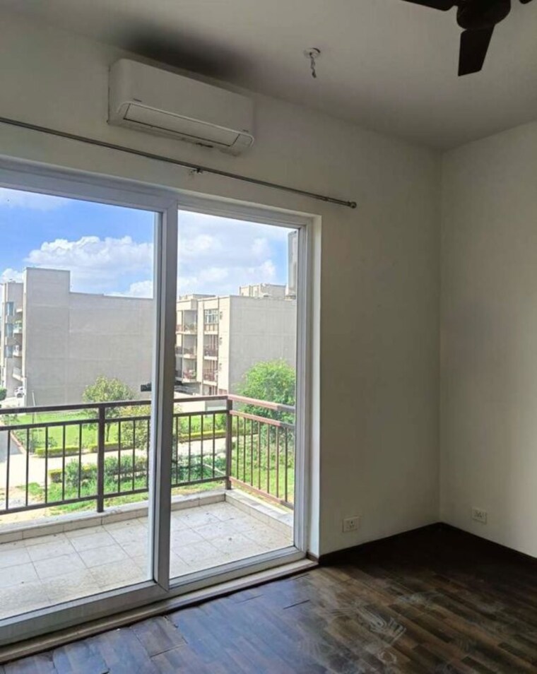Room, bptp-astaire-gardens 3 Bedroom 2400 Sq.Ft. Apartment In Sector 70a Gurgaon 10134542