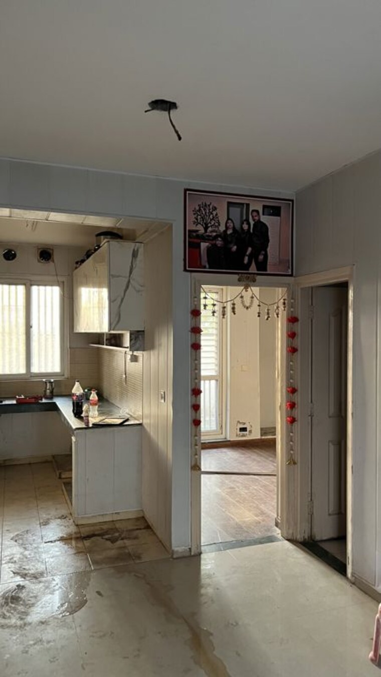 Kitchen, bptp-the-resort 3 Bedroom 1750 Sq.Ft. Apartment In Sector 75 Faridabad 10134523