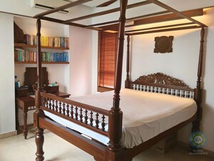 Bedroom in 4 BHK Independent House at Neelankarai – for Sale