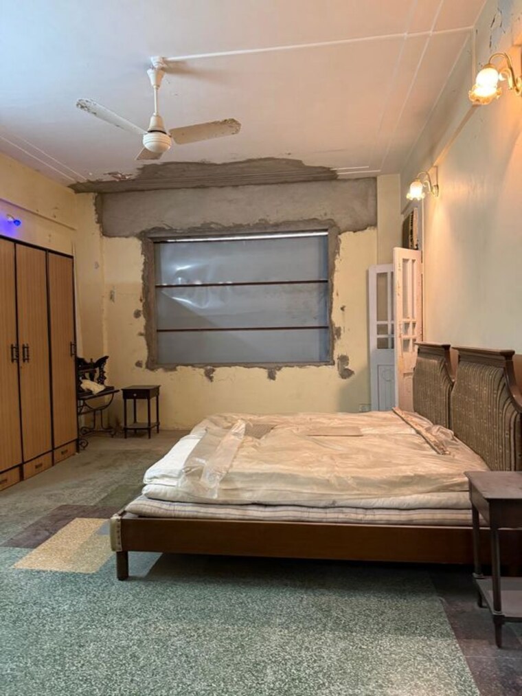 Bedroom, krishna-mahal 3 Bedroom 3500 Sq.Ft. Apartment In Churchgate Mumbai 10134654