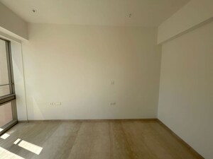 Room in 3 BHK Apartment at Lodha Allura, Worli – for Sale