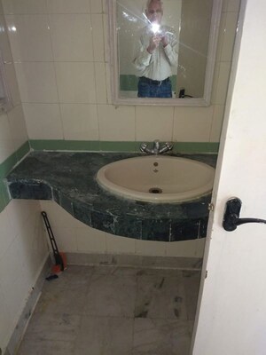 Bathroom in 2 BHK Builder Floor at Sector 52 – for Rent