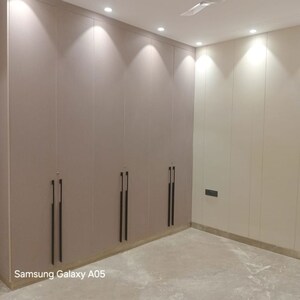 Room in 4 BHK Builder Floor at Greater Kailash ii – for Rent