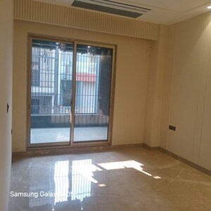 Room in 4 BHK Builder Floor at Greater Kailash ii – for Rent