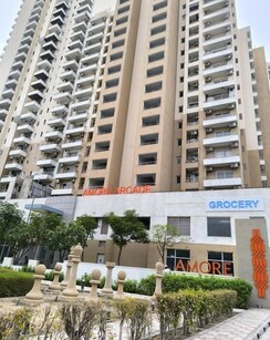 3.5 BHK + Study Room Apartment For Sale in Wave Amore