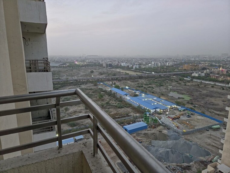 Balcony, wave-amore 3.5 Bedroom 2287 Sq.Ft. Apartment In Sector 32 Noida 10122376