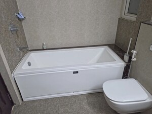 Bathroom in 3.5 BHK Apartment at Wave Amore, Sector 32 – for Sale