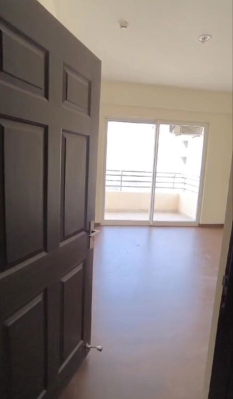 Room, wave-amore 3.5 Bedroom 2287 Sq.Ft. Apartment In Sector 32 Noida 10122376