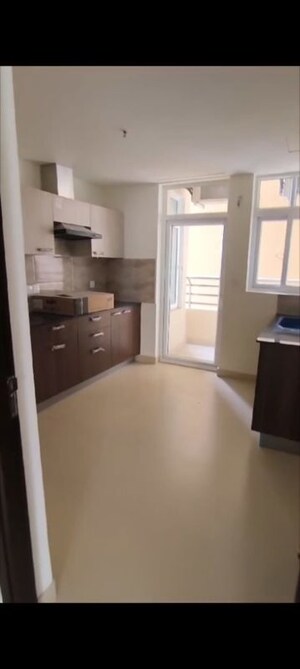 Kitchen in 3.5 BHK Apartment at Wave Amore, Sector 32 – for Sale