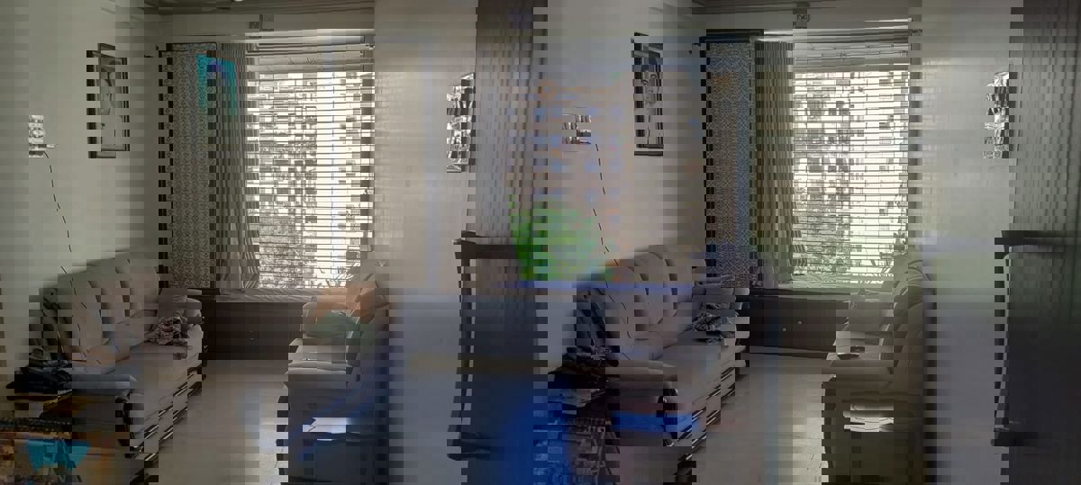 2 BHK 800 Sq.Ft. Apartment in Redwoods CHS