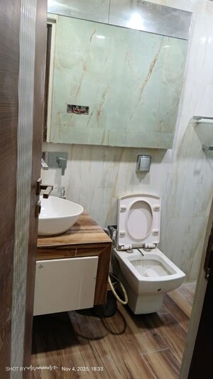 Bathroom in 5 BHK Apartment at Goyal Lakshchandi Heights, Goregaon East – for Rent