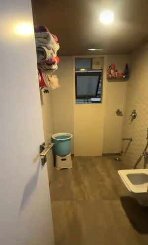 Bedroom in 2 BHK Apartment at Kamala Mill – for Rent