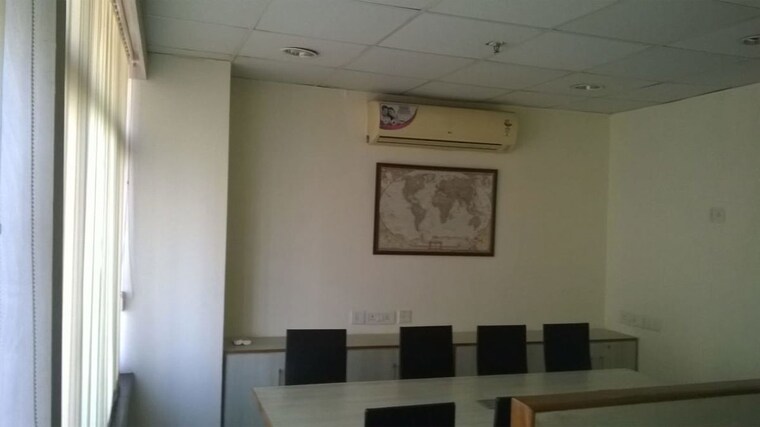 Kitchen, e block Commercial Office Space 700 Sq.Ft. In E Block Delhi 10134911