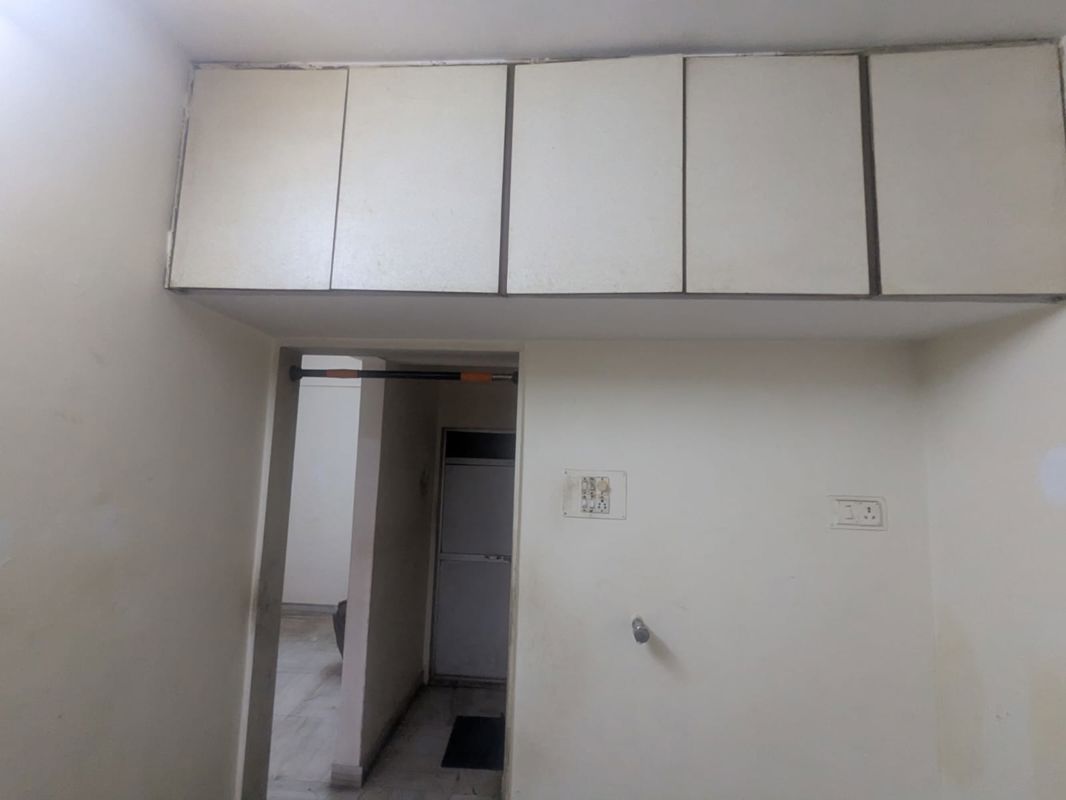 1 BHK Apartment For Rent in Veena Nagar CHS