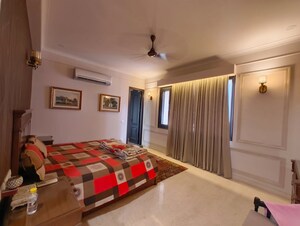 4 BHK Builder Floor For Rent in Pamposh Enclave