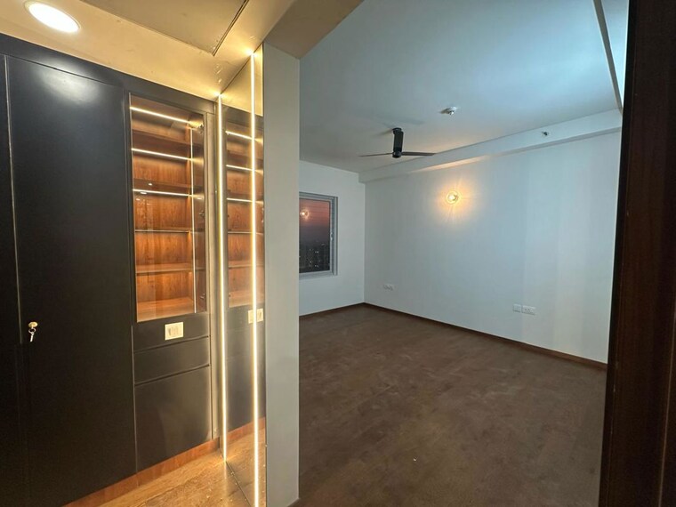 Room, thirumalai nagar annexe 4 Bedroom 4025 Sq.Ft. Apartment In Thirumalai Nagar Annexe Chennai 10135038