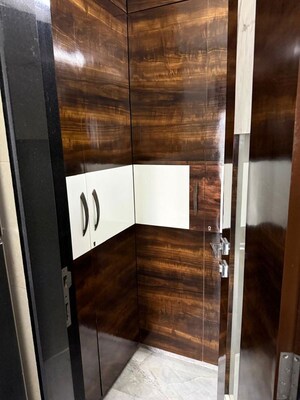  1 BHK Apartment at Shreeji Villa, Matunga West – for Sale