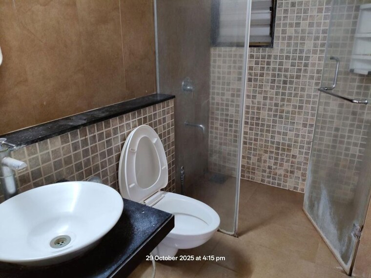 Bathroom, pride-valencia 2 Bedroom 1420 Sq.Ft. Apartment In Baner Pune 10135127
