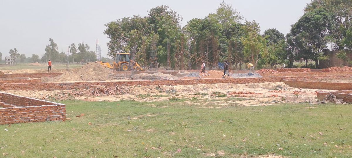 Plot For Sale in Gosainganj