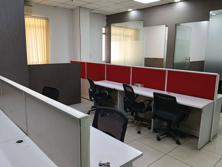 Team Area, sector 63 Commercial Office Space 1050 Sq.Ft. In Sector 63 Noida 10135292