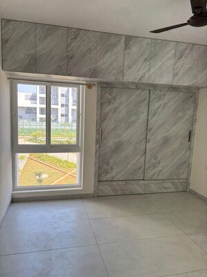 Room in 3 BHK Apartment at Casagrand Boulevard, Hennur Road – for Rent