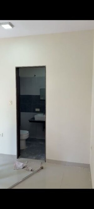 Furnished Amenities in 2 BHK Apartment at Acme Ozone, Manpada – for Rent