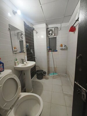 Bathroom in 2.5 BHK Apartment at Amrapali Zodiac, Sector 120 – for Sale