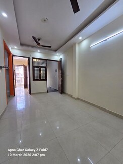 2 BHK Builder Floor For Rent in Chattarpur