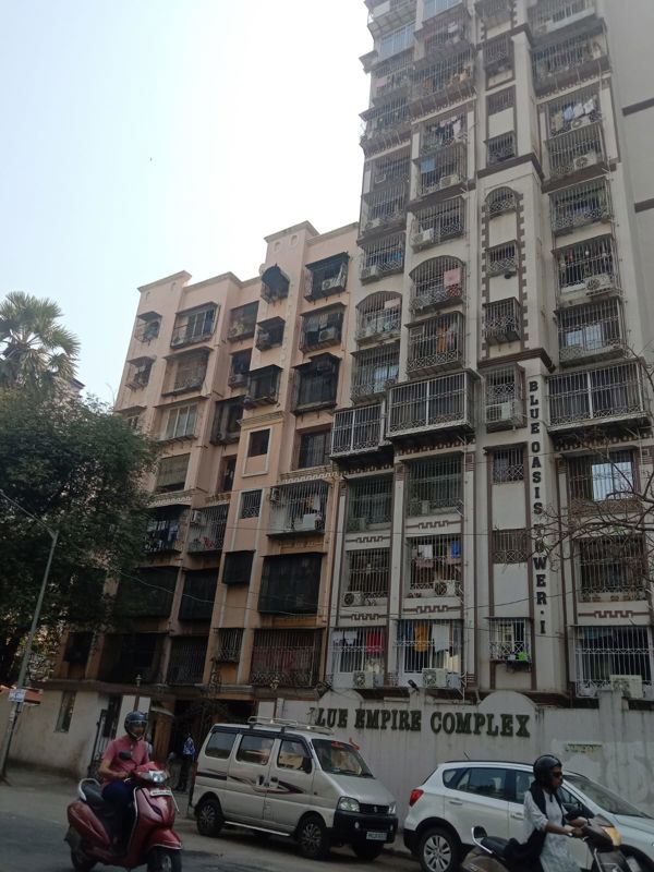 2 BHK Apartment For Rent in Atul Blue Empire
