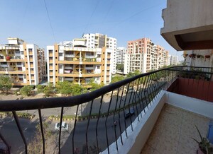 Balcony in 4 BHK Apartment at Tytan Apartment, Malabar Hill – for Sale