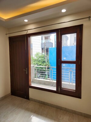 Room in 1 BHK Builder Floor at Kohli One Malibu Town, Sector 47 – for Rent